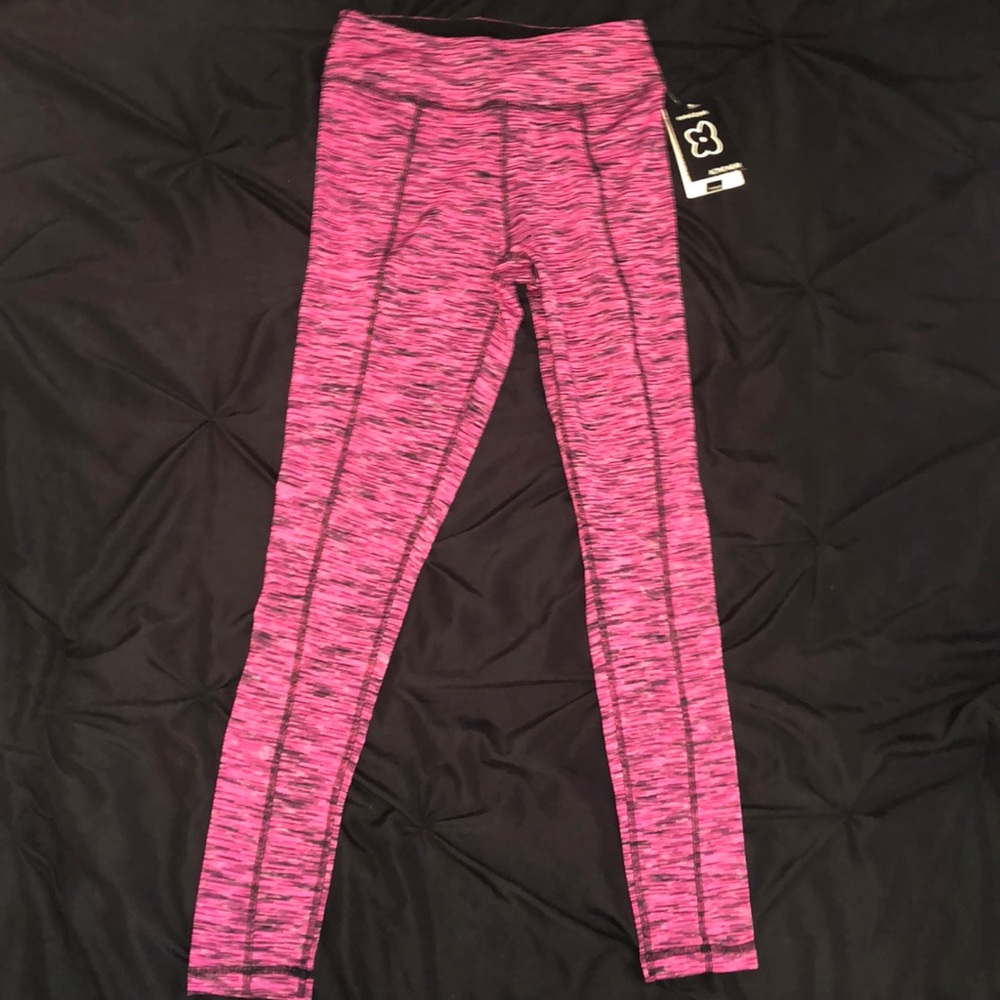 Central Park Active Wear Workout Leggings. Pink and black. Size XS. NWT.